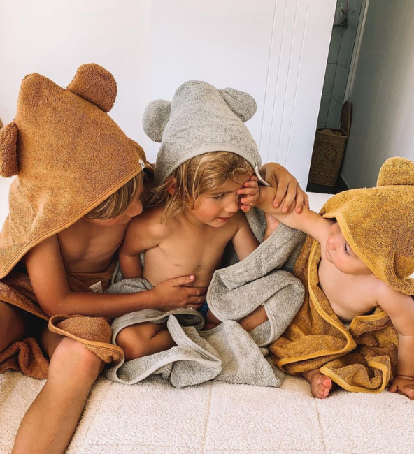 Kiin Hooded Towel