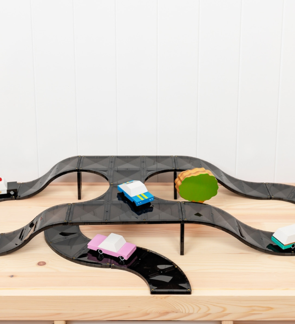 Connetix Tiles | 16 Piece Roads Ramps & Intersections Pack